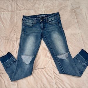 American Eagle Distressed Stretch Super Skinny Size 8